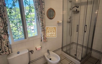 Beautiful and spacious Mediterranean villa with large terraces.
